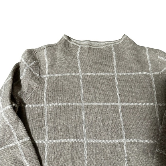 LOFT Heather Gray Knit Top - Picture 4 of 7